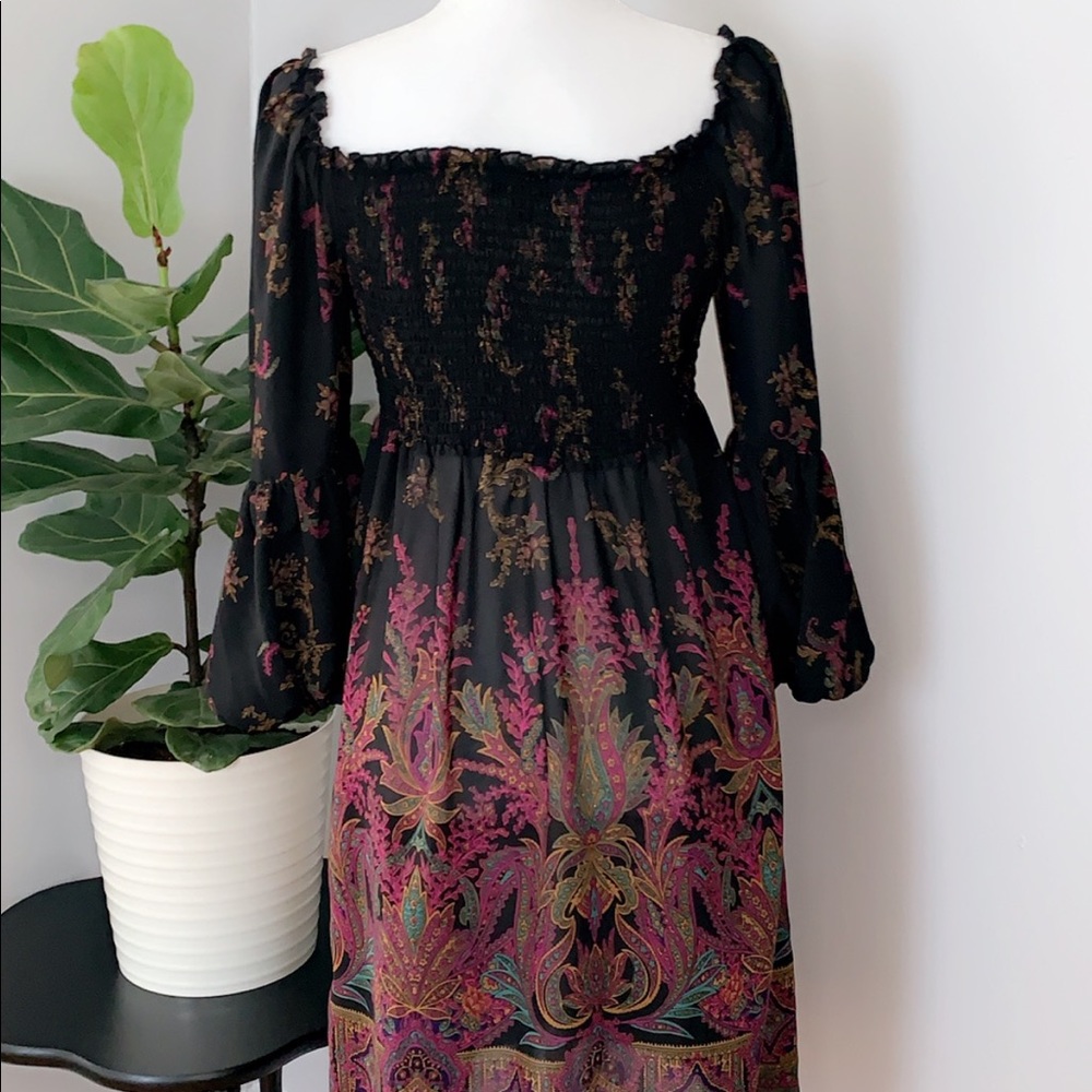 Dress - Picture 4 of 4